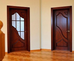 Установка межкомнатных дверей